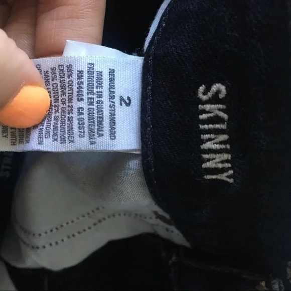 American Eagle Stretch Dark Wash Skinny Jeans Size 2 - Picture 8 of 8